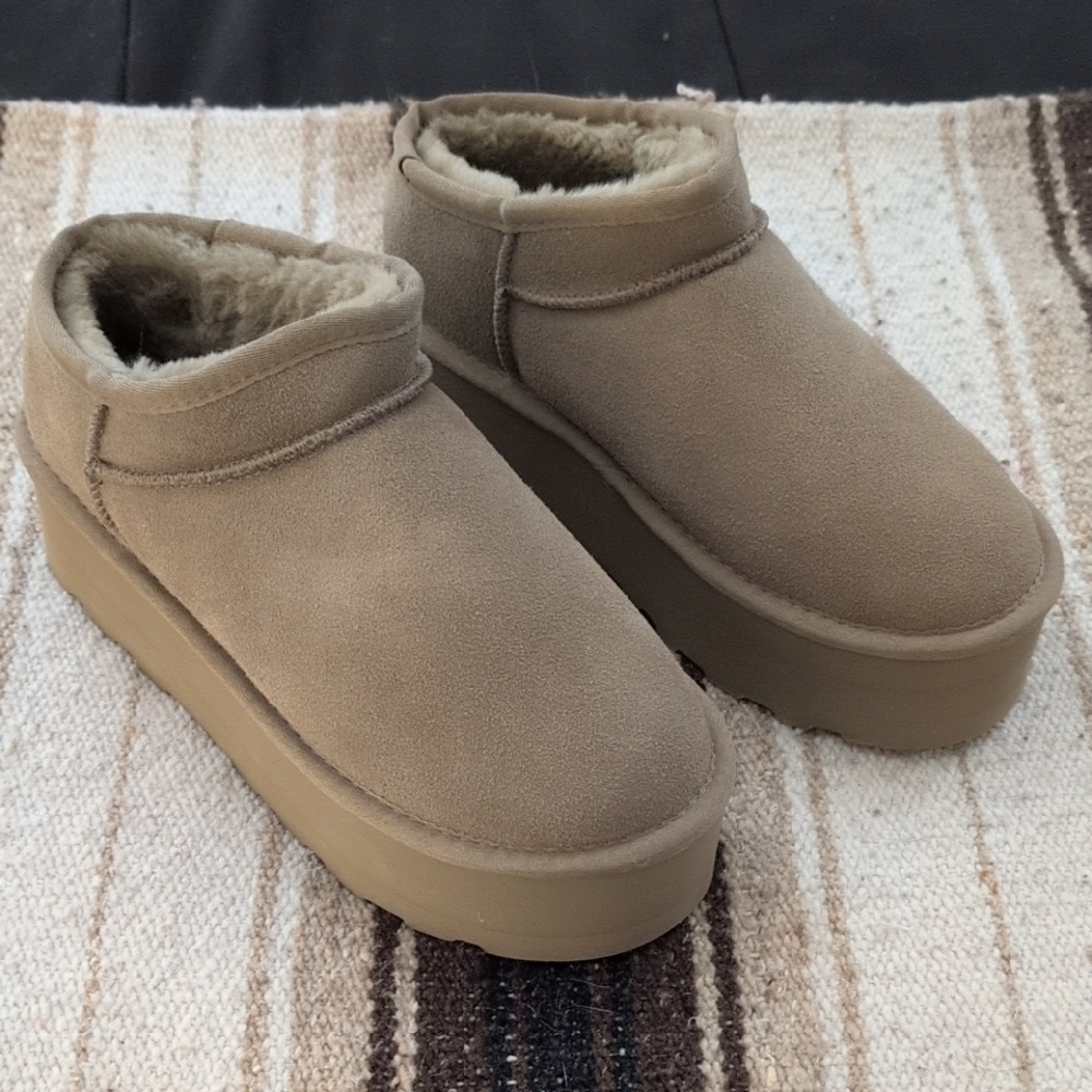 Women's Tan Ankle Boots